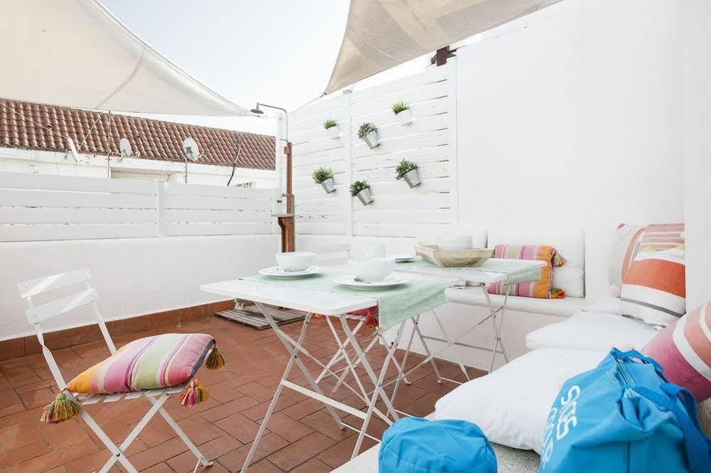 Group Blue And White 3* Sitges